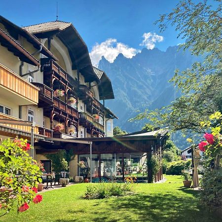 Post-Hotel Mittenwald Bagian luar foto