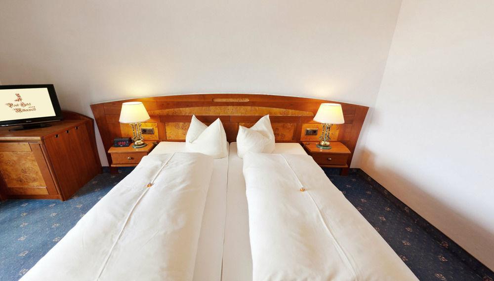 Post-Hotel Mittenwald Bagian luar foto